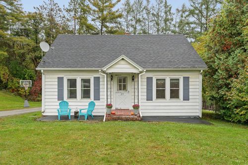 29 Richardson Rd, Barre, VT, 05641-9500 | Card Image