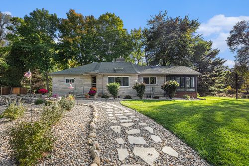 1836 Platt St, Niles, MI, 49120-8613 | Card Image