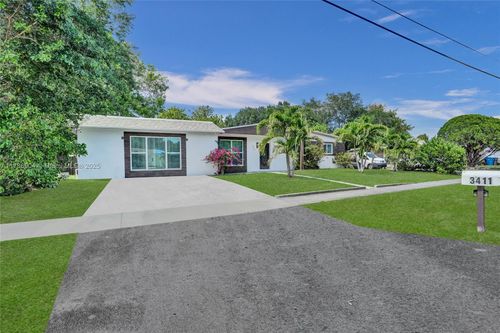 3411 Sw 36th St, West Park, FL, 33023-6336 | Card Image