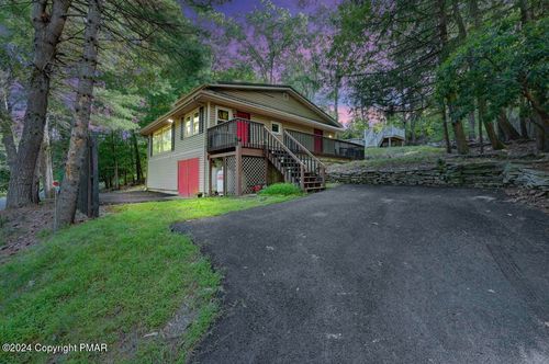 209 Shiny Mountain Road, Greentown, PA, 18426 | Card Image