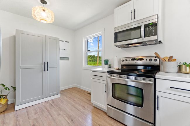 13923 W County Line Rd, House other with 3 bedrooms, 1 bathrooms and null parking in Roanoke IN | Image 12