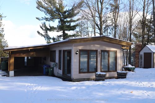 2890 Barlow Cres, Dunrobin, ON, K0A1T0 | Card Image