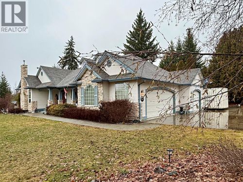 3267 Roncastle Rd, Blind Bay, BC, V0E1H1 | Card Image