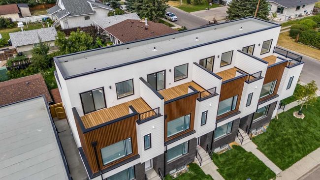 3927 65 St Nw, Townhouse with 3 bedrooms, 3 bathrooms and 1 parking in Calgary AB | Image 37