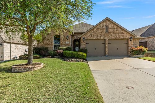 316 Village Creek Dr, McKinney, TX, 75071-5669 | Card Image