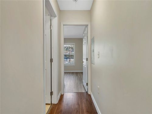 303-96 Mill St, Woonsocket, RI, 02895-8213 | Card Image