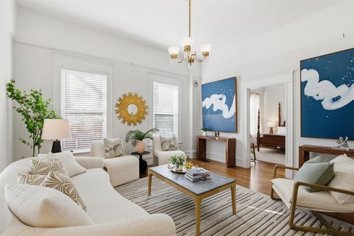 2264 Lipscomb St, Fort Worth, TX, 76110-2051 | Card Image