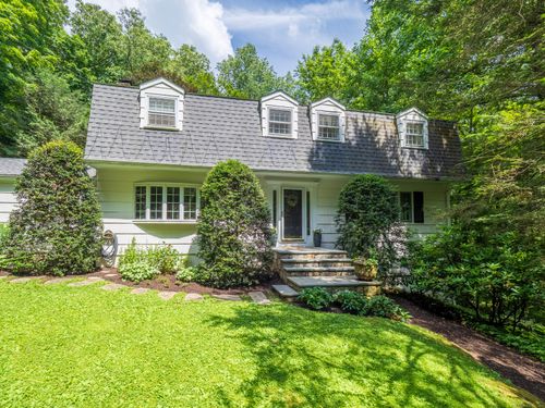116 Great Hill Rd, Ridgefield, CT, 06877-2629 | Card Image