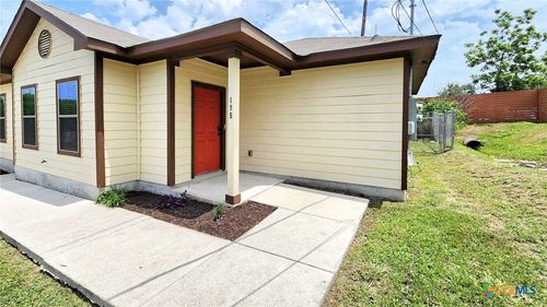 195 Rosedale Ave, New Braunfels, TX, 78130-6902 | Card Image