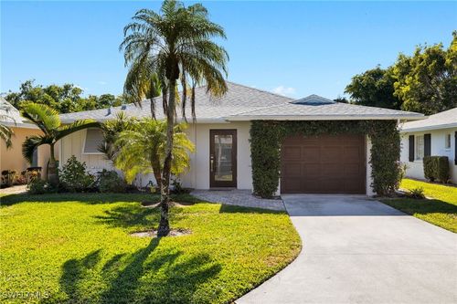 18-13 Crooked Lane, NAPLES, FL, 34112 | Card Image