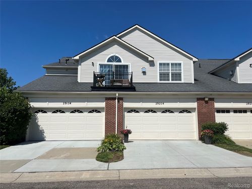 29204 April Ct, Commerce Twp, MI, 48390-5870 | Card Image