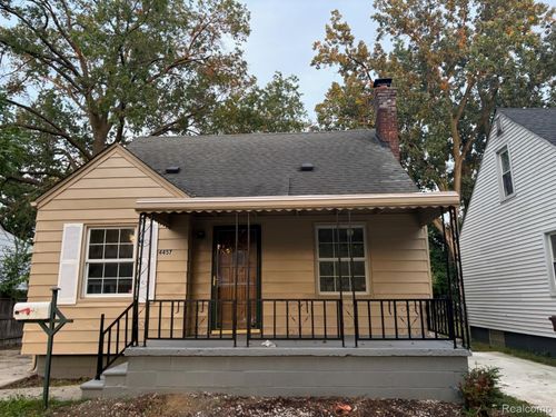 4457 1st St, Wayne, MI, 48184-2178 | Card Image