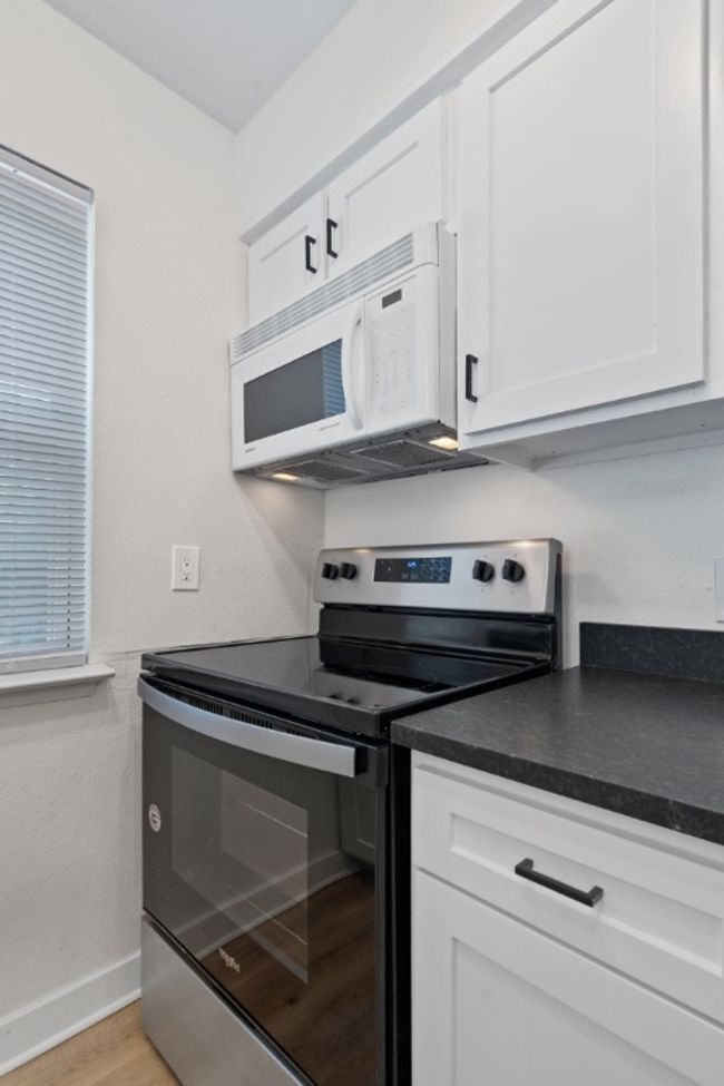 APT-205 - 4103 Speedway, Condo with 0 bedrooms, 1 bathrooms and 1 parking in Austin TX | Image 11