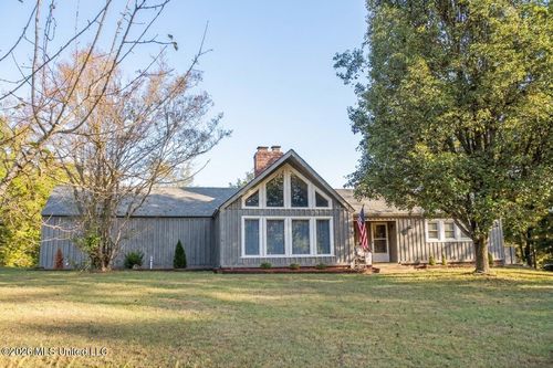 14930 Strickland Rd, Byhalia, MS, 38611-9535 | Card Image