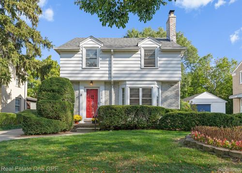 20670 Vernier Cir, Grosse Pointe Woods, MI, 48236-1613 | Card Image