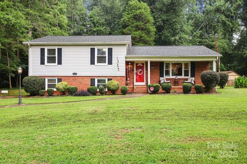 6125 Southern Ln, Salisbury, NC, 28147-8360 | Card Image