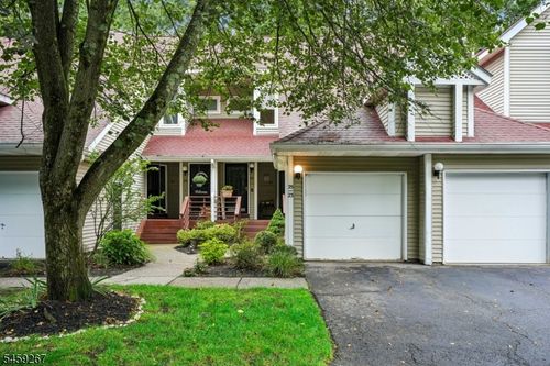 25 Ridgeview Ter, Oak Ridge, NJ, 07438-9197 | Card Image
