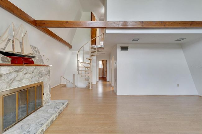 6802 Valrie Ln, House other with 4 bedrooms, 3 bathrooms and null parking in RIVERVIEW FL | Image 12