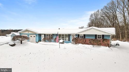 380 Cherry Lane Rd, Bartonsville, PA, 18321-7743 | Card Image