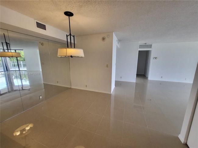 APT-510 - 1000 Quayside Ter, Condo with 2 bedrooms, 2 bathrooms and null parking in Miami FL | Image 6