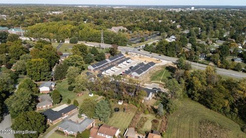 611 Burnett Farm Ln, Douglass Hills, KY, 40243 | Card Image