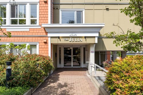304-1514 Church Ave, Saanich, BC, V8P0A3 | Card Image