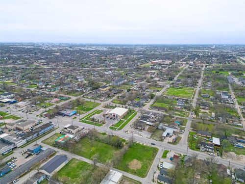 3205 Liberty Road, Houston, TX, 77026 | Card Image