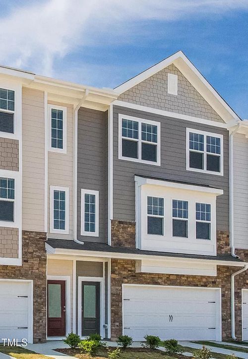 7005 Woodland Stream Pl, Raleigh, NC, 27616-6872 | Card Image