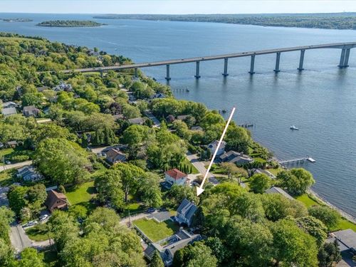174 Seaside Dr, Jamestown, RI, 02835-3123 | Card Image