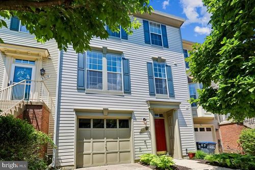 6316 Cider Barrel Cir, CENTREVILLE, VA, 20121-5601 | Card Image