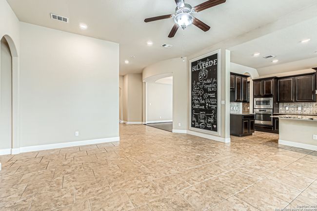 32241 Tamarind Bnd, House other with 4 bedrooms, 3 bathrooms and null parking in Bulverde TX | Image 9