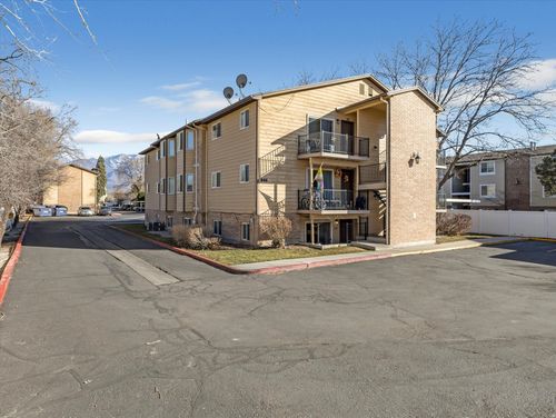 apt-10-846 Cedar Pine Ct, Salt Lake City, UT, 84106-4607 | Card Image
