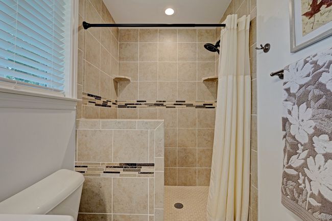 679 Pheasant Ridge Dr, House other with 3 bedrooms, 3 bathrooms and null parking in Ortonville MI | Image 33