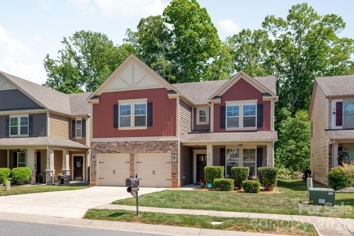 10020 Michael Crossing Dr, Charlotte, NC, 28213-4307 | Card Image