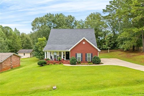 212 Melody Ln, Valley, AL, 36854-4336 | Card Image