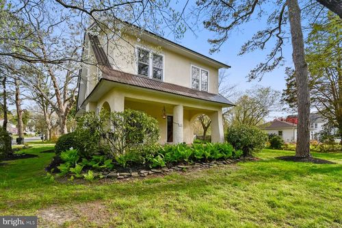 301 W Market St, SNOW HILL, MD, 21863-1021 | Card Image