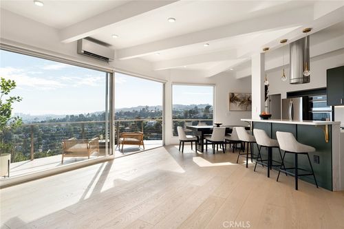 5675 Spreading Oak Dr, Los Angeles, CA, 90068 | Card Image