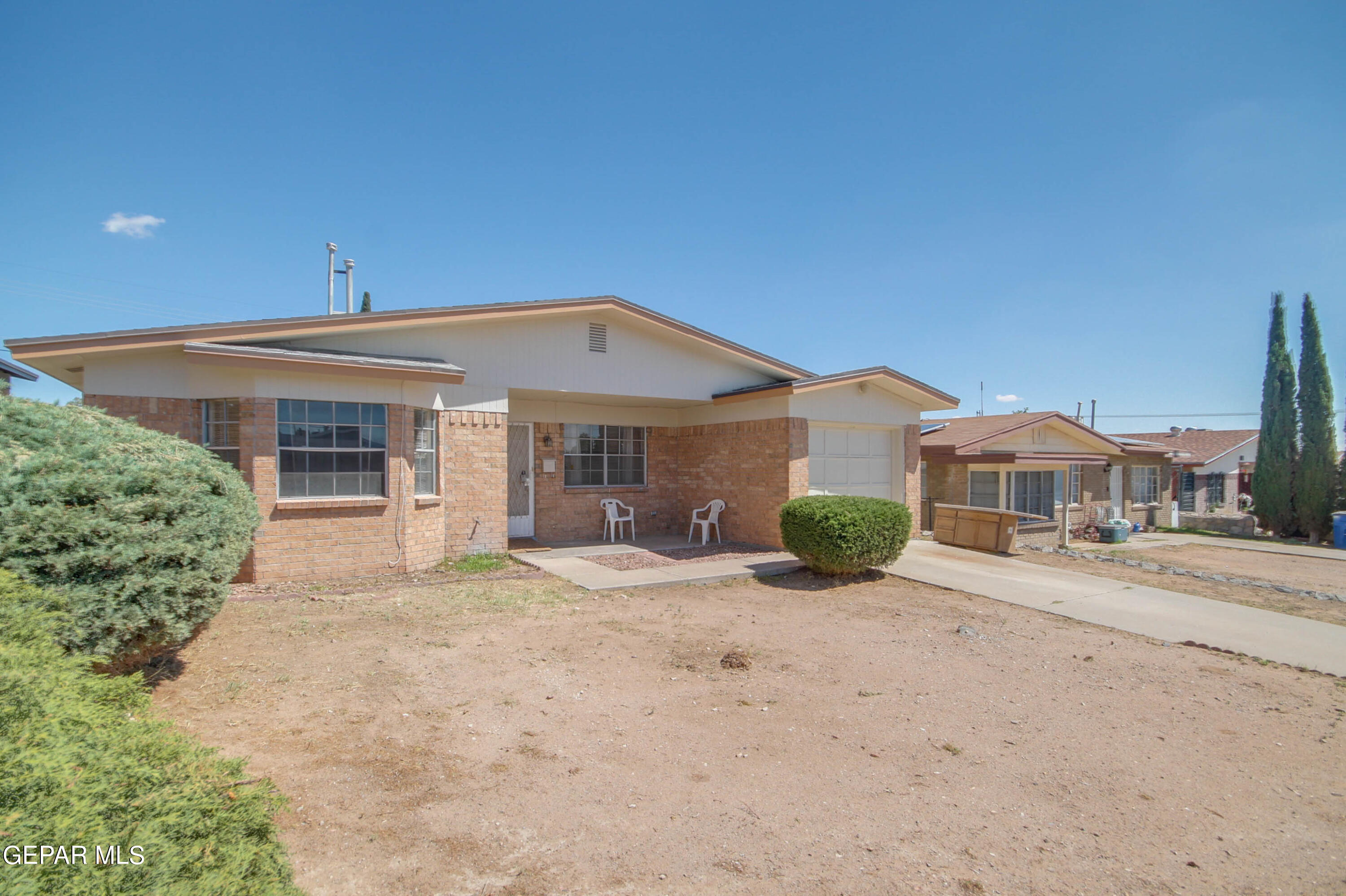 Flory Ave, El Paso, TX 79904
