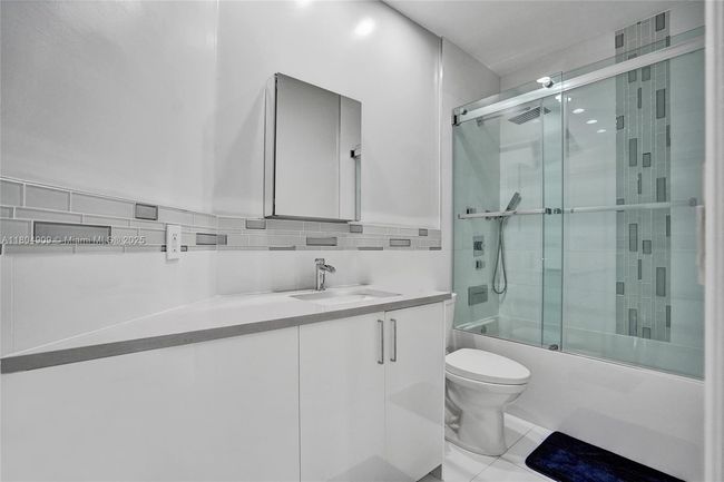 10457 Laurel Rd, House other with 6 bedrooms, 6 bathrooms and null parking in Davie FL | Image 37