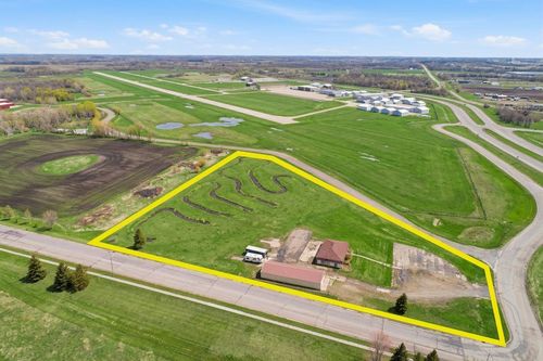 2900 Airport Drive W, Faribault, MN, 55021 | Card Image