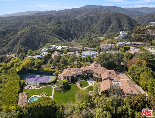 1550 Amalfi Dr, Pacific Palisades, CA, 90272 | Card Image