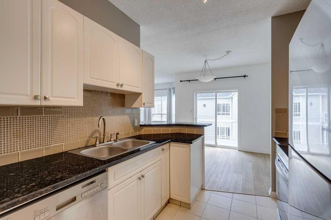 302 - 42 6a St Ne, Condo with 2 bedrooms, 2 bathrooms and 1 parking in Calgary AB | Image 8