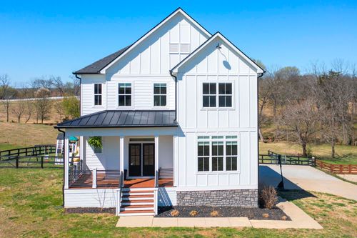 635 Saundersville Ferry Rd, Mount Juliet, TN, 37122-2013 | Card Image