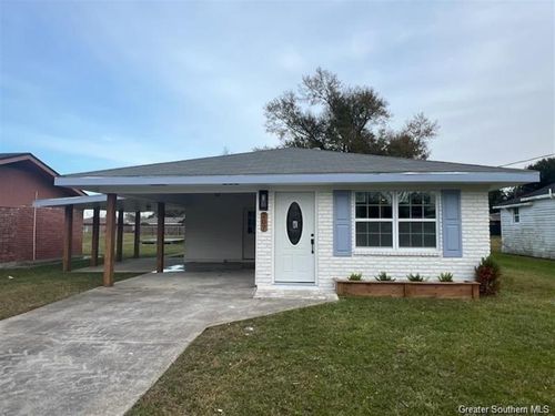 207 S Bowers Ave, Iowa, LA, 70647-7104 | Card Image
