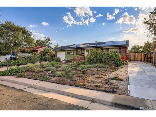 471 Iola St, Aurora, CO, 80010-4529 | Card Image