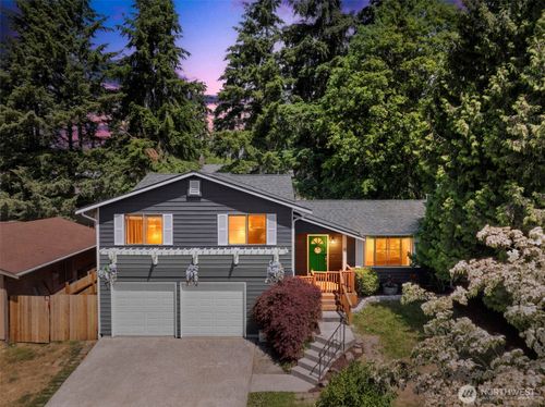 13236 Ne 129th Place, Kirkland, WA, 98034 | Card Image