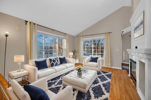 2357 Twilight Dr, Aurora, IL, 60503-6707 | Card Image