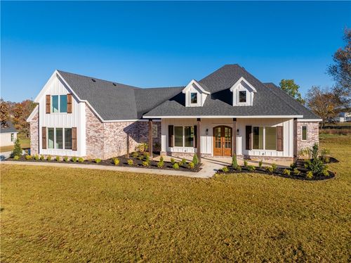 24 Buck Ave, Springdale, AR, 72762 | Card Image