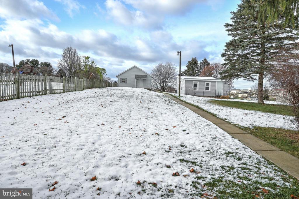 Residential in SEVEN VALLEYS 3