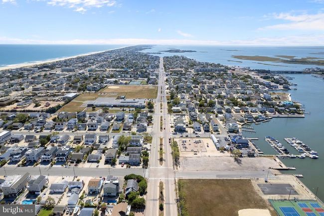 106 S Barnegat Ave, House other with 5 bedrooms, 2 bathrooms and null parking in Surf City NJ | Image 53